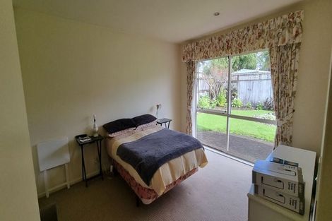 Photo of property in 118 Meadowland Drive, Somerville, Auckland, 2014