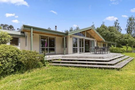 Photo of property in 49 Kakariki Way, Whitemans Valley, Upper Hutt, 5371