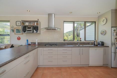 Photo of property in 29 School Of Mines Lane, Kuaotunu, Whitianga, 3592