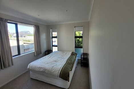 Photo of property in 12 Tatahi Cove, Papamoa Beach, Papamoa, 3118