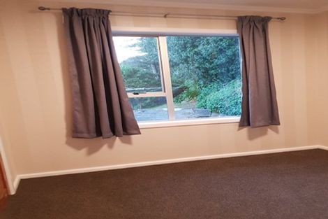 Photo of property in 60 The Drive, Tawa, Wellington, 5028