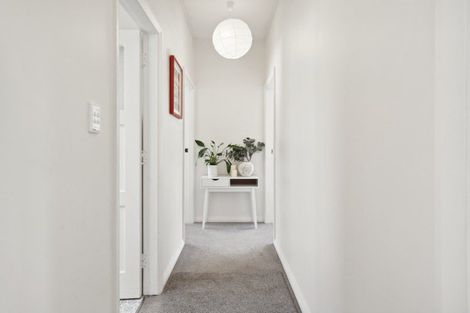 Photo of property in 15 Leveson Street, Strathmore Park, Wellington, 6022