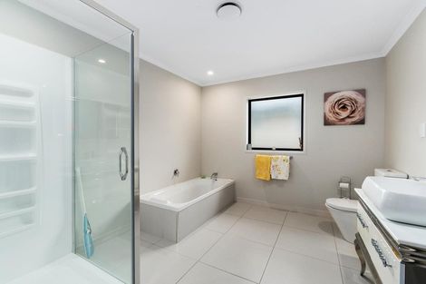 Photo of property in 32 Port Albert Road, Wellsford, 0900