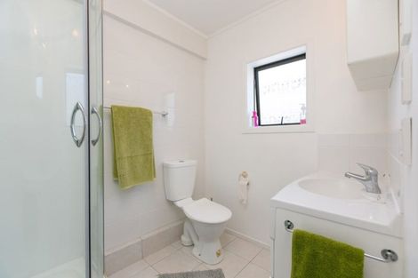 Photo of property in 4 Cutfield Road, New Plymouth, 4310