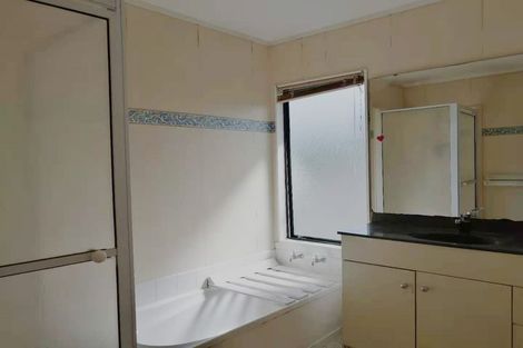 Photo of property in 67 Burswood Drive, Burswood, Auckland, 2013