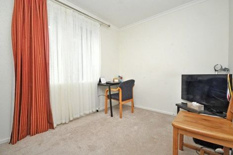 Photo of property in 6 Rohea Place, Opaheke, Papakura, 2113