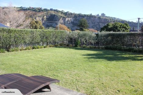 Photo of property in 13 Hardwicke Street, Sumner, Christchurch, 8081