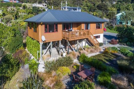 Photo of property in 1 Field Terrace, Okiwi Bay, 7193