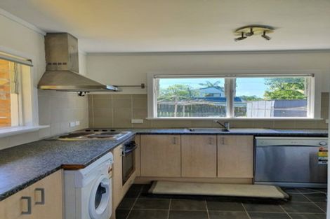 Photo of property in 3/191 Onewa Road, Birkenhead, Auckland, 0626