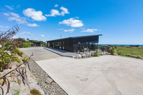 Photo of property in 574 Mokau Road, Mimi, Urenui, 4377