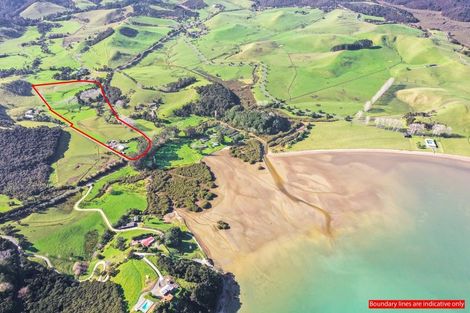 Photo of property in 202 Kempthorne Road, Russell, 0272