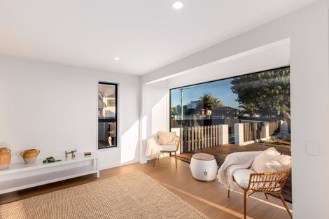 Photo of property in 212 Main Road, Moncks Bay, Christchurch, 8081