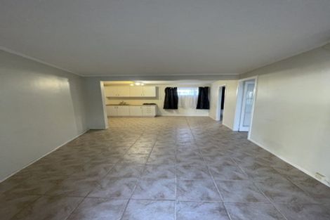 Photo of property in 2 Glenmore Road, Sunnyhills, Auckland, 2010