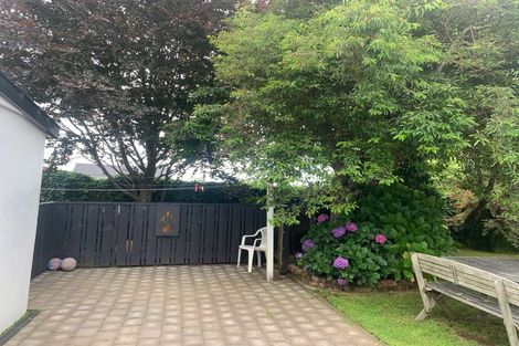 Photo of property in 73 Wallath Road, Westown, New Plymouth, 4310