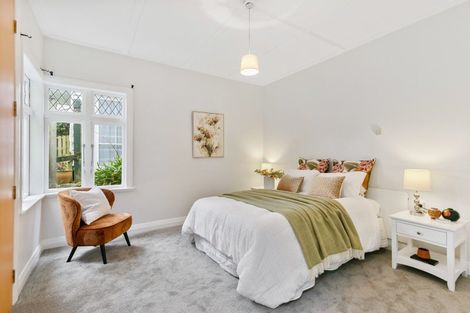 Photo of property in 4 Don Street, Island Bay, Wellington, 6023