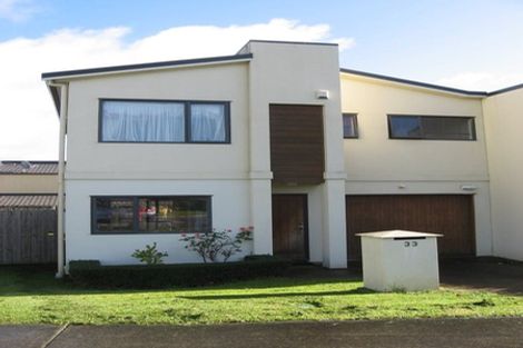 Photo of property in 33 Puma Drive, Golflands, Auckland, 2013