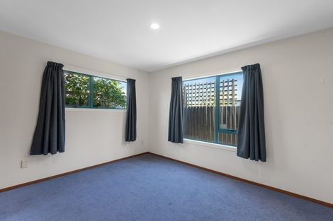 Photo of property in 2/52 Marine Parade, North New Brighton, Christchurch, 8083