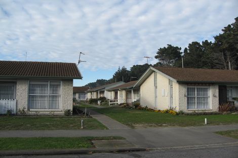 Photo of property in 81 Blake Street, New Brighton, Christchurch, 8061