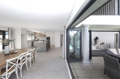 Photo of property in 16 Makora Street, Fendalton, Christchurch, 8041