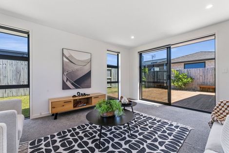 Photo of property in 45 Taioma Close, Papamoa, 3118