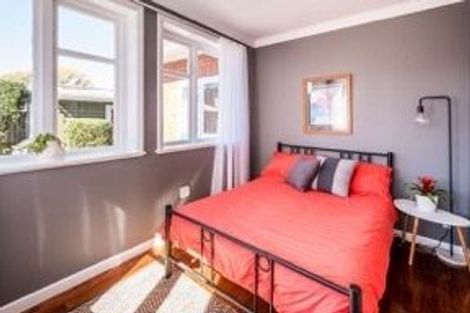 Photo of property in 5 Jillett Street, Titahi Bay, Porirua, 5022