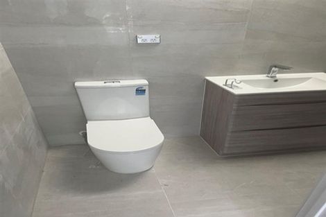 Photo of property in 25 Stitchbird Crescent, Papakura, 2110