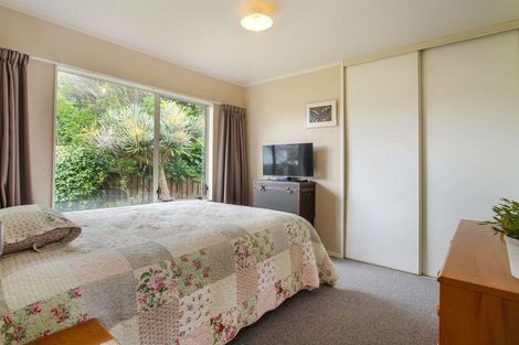 Photo of property in 14 Millen Place, Clarks Beach, 2122