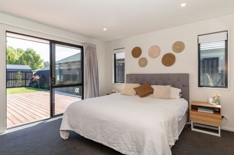 Photo of property in 10 Emma Street, Marshland, Christchurch, 8083