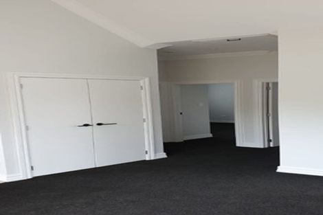Photo of property in 53a Tauhinu Road, Miramar, Wellington, 6022