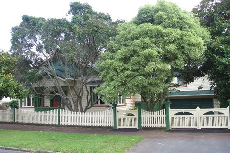 Photo of property in 13 Bowling Avenue, Epsom, Auckland, 1023