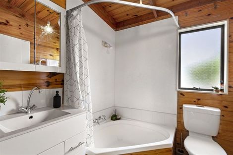 Photo of property in 81 Fourth Avenue, Woodhill, Whangarei, 0110