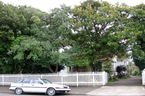 Photo of property in 155 Park Road, West End, Palmerston North, 4410