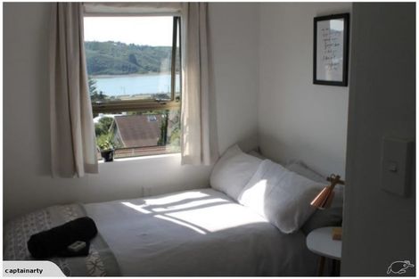 Photo of property in 1/4 Kinloch Place, Papakowhai, Porirua, 5024