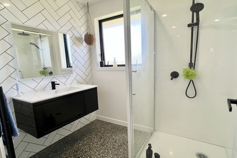 Photo of property in 9 Court Of Ascot, Seaward Bush, Invercargill, 9812