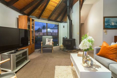 Photo of property in 5 The Haven, Whitby, Porirua, 5024