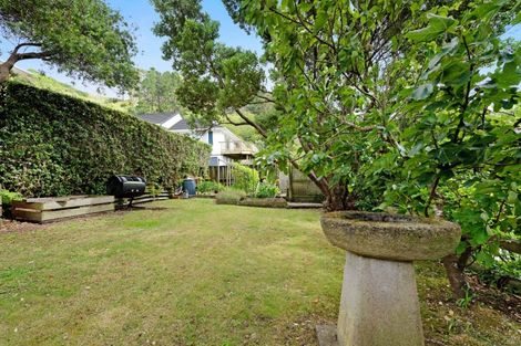 Photo of property in 4 Bishops Glen, Tawa, Wellington, 5028