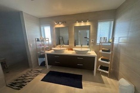 Photo of property in 46 Hattaway Avenue, Bucklands Beach, Auckland, 2012