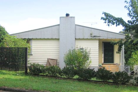 Photo of property in 83 Takahe Road, Titirangi, Auckland, 0604