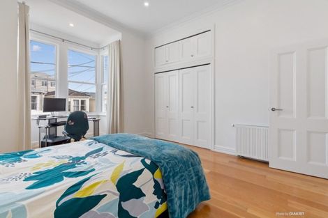 Photo of property in 9 Caroline Street, Mount Victoria, Wellington, 6011