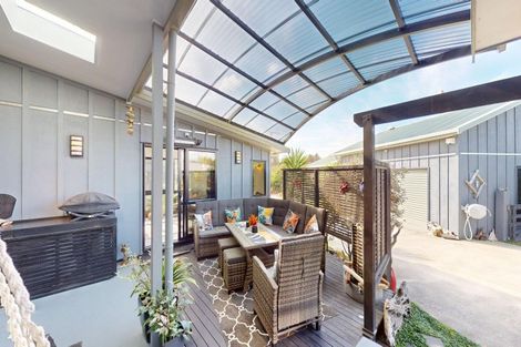 Photo of property in 46 Kent Avenue, Waitarere Beach, Levin, 5510