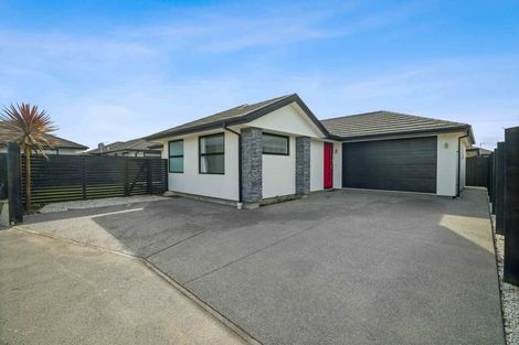 Photo of property in 18 Maka Lane, Halswell, Christchurch, 8025