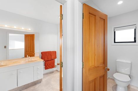 Photo of property in 12 Lakewood Grove, Levin, 5510