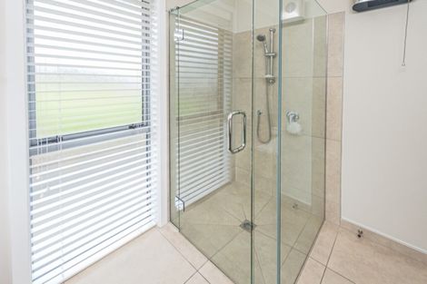 Photo of property in 5 Lithgow Drive, Otamatea, Whanganui, 4500