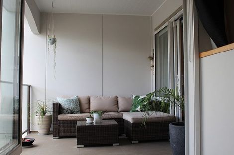 Photo of property in 3/24 Selwyn Road, Cockle Bay, Auckland, 2014