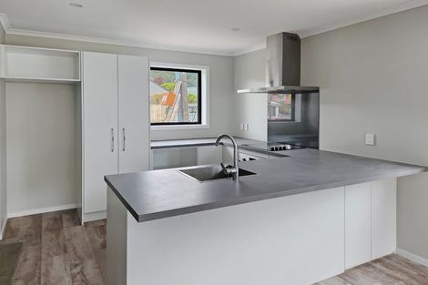 Photo of property in 4/64 Glen Road, Stokes Valley, Lower Hutt, 5019