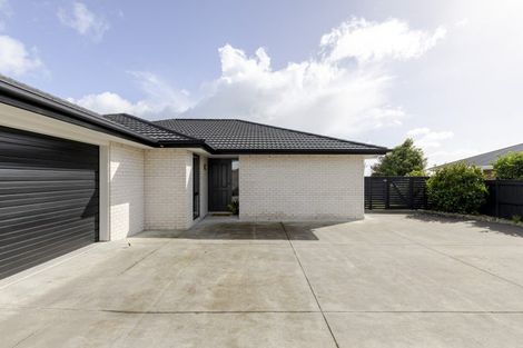 Photo of property in 4a James Drive, Bell Block, New Plymouth, 4312