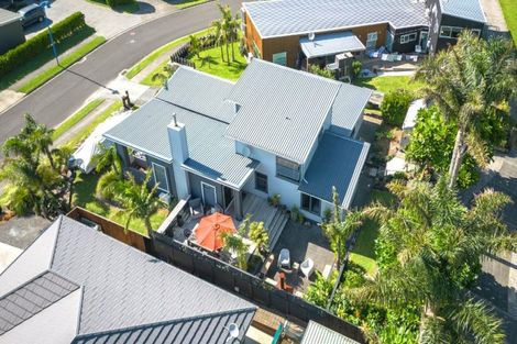 Photo of property in 103 Estuary View, Whangamata, 3620