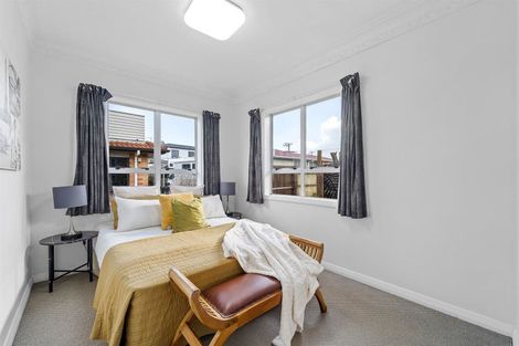 Photo of property in 60a Waimumu Road, Massey, Auckland, 0614