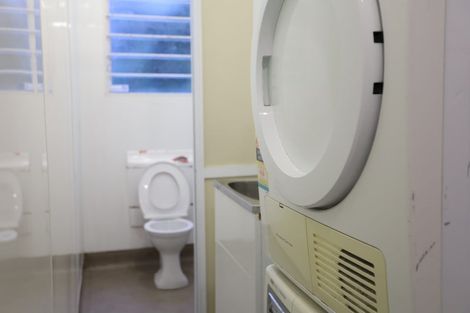 Photo of property in 8 Tizard Road, Birkenhead, Auckland, 0626