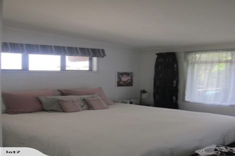 Photo of property in 51 Minaret Drive, Bucklands Beach, Auckland, 2014